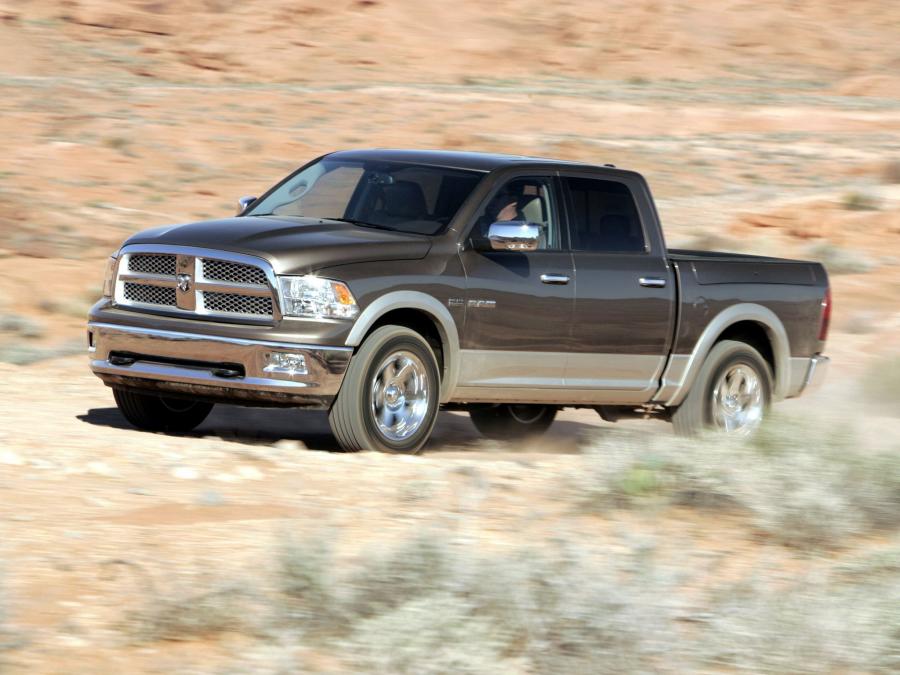  Dodge Ram 1500 Laramie Crew Cab 2008 года  (фото 21 из 30)